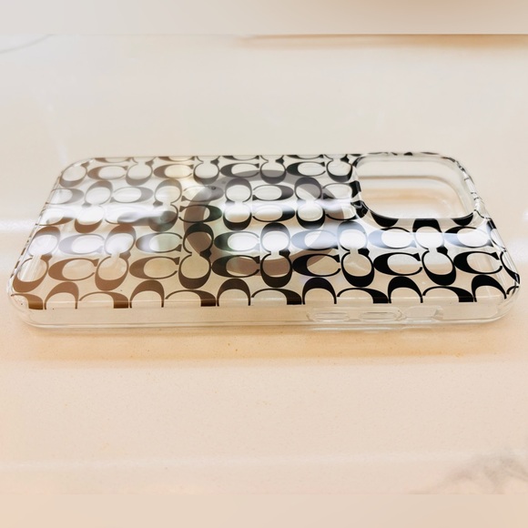 NWOB Coach Protective Case with Magsafe For iPhone 15 Pro Max Clear/Multi New - Picture 7 of 10